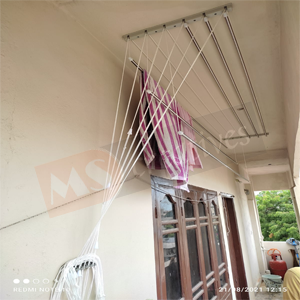 ceiling-cloth-drying-hanger